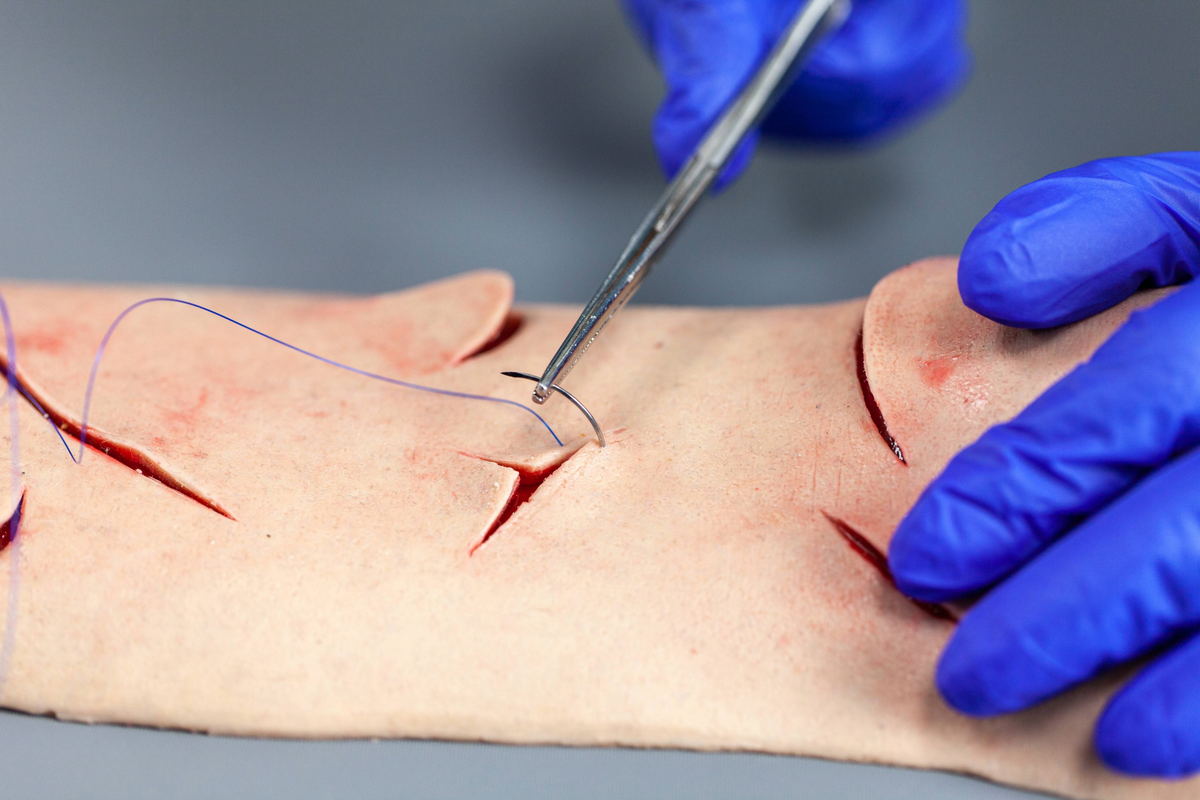 Suture Trainer.